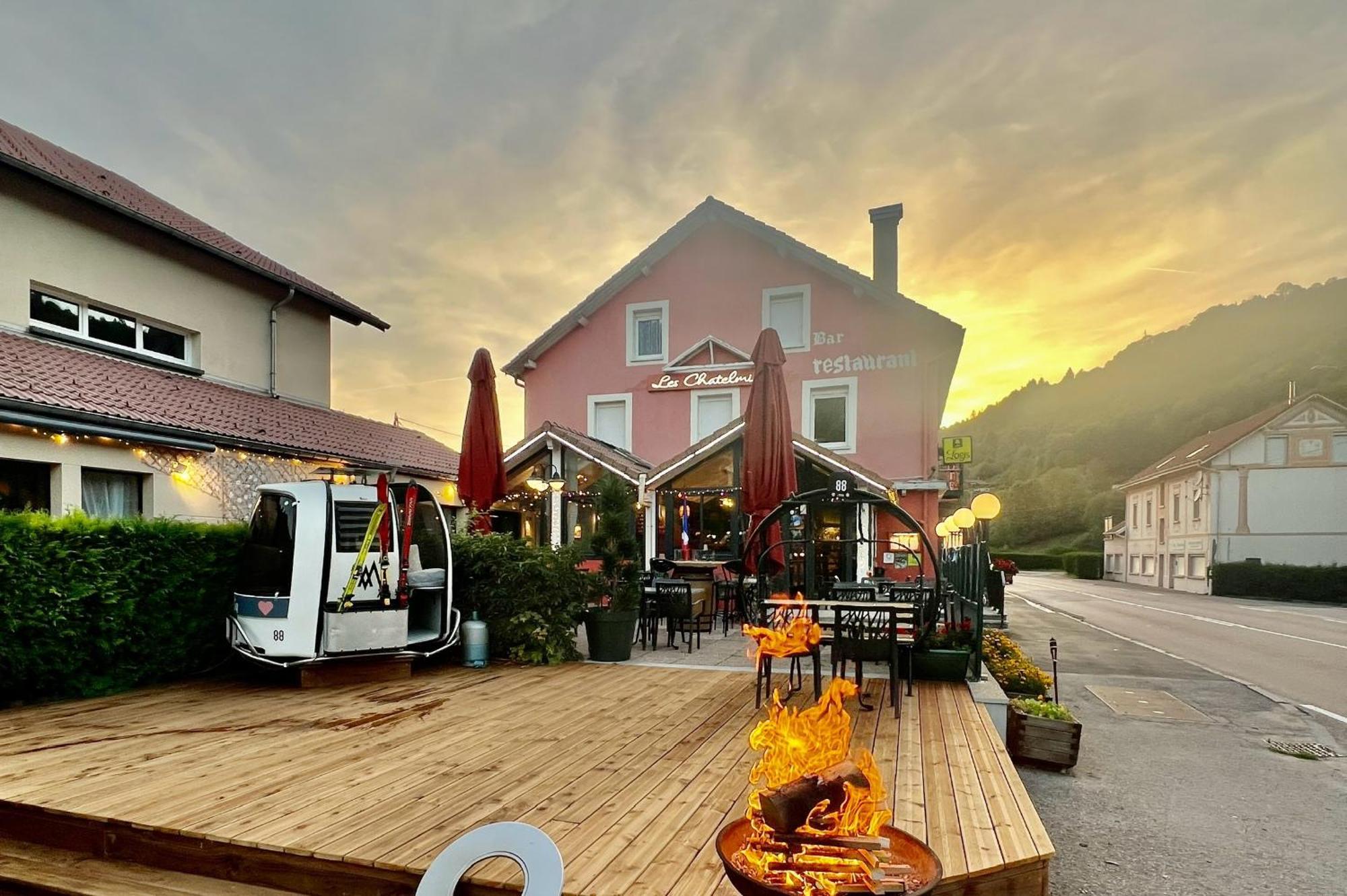 Logis Hotel, Chalets Et Restaurant Les Chatelmines La Bresse Bagian luar foto